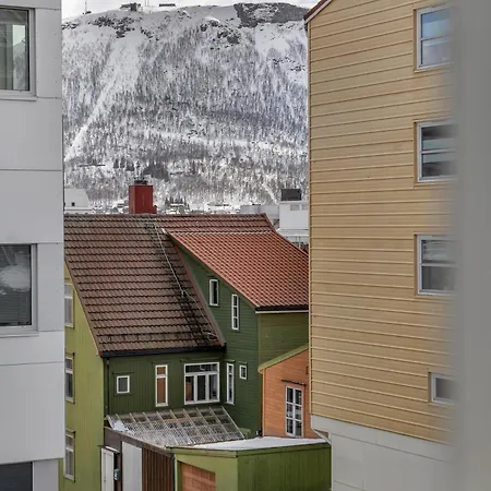 Supercentral Eik Apartment *